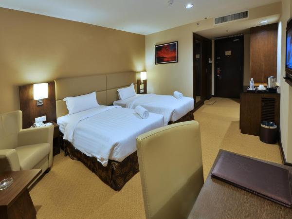 Lintas View Hotel : photo 4 de la chambre chambre lits jumeaux premier