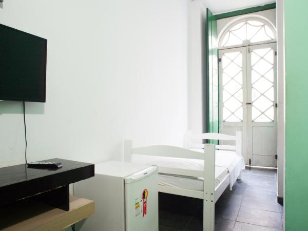 Pousada Solar dos Romanos : photo 1 de la chambre chambre quadruple avec ventilateur