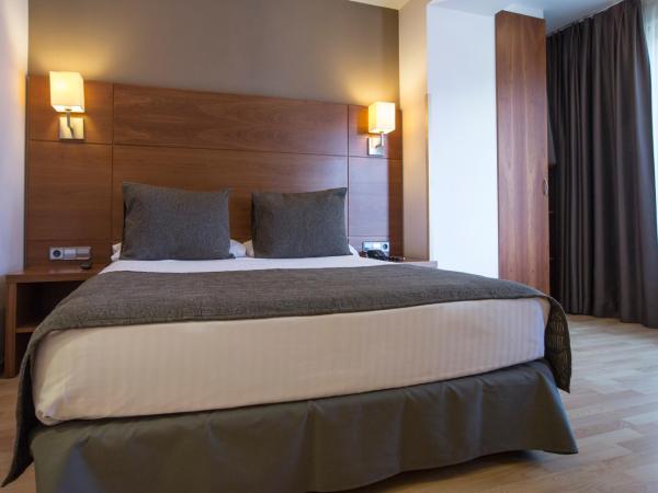 Hotel Via Augusta : photo 2 de la chambre chambre double