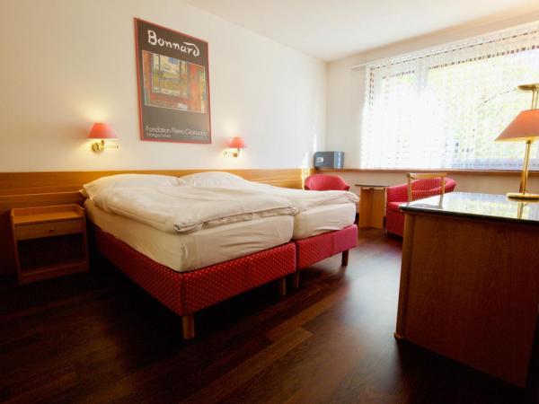 Hôtel du Rhône : photo 4 de la chambre chambre quadruple