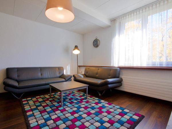 Hôtel du Rhône : photo 8 de la chambre chambre quadruple