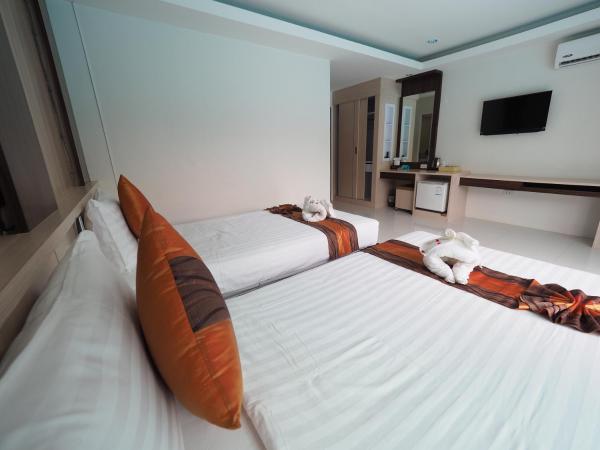 Lanta Fevrier Resort : photo 2 de la chambre chambre lits jumeaux - vue sur piscine