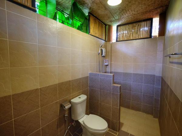 Panisara Pool Villa Resort Huahin : photo 6 de la chambre bungalow au bord de la piscine