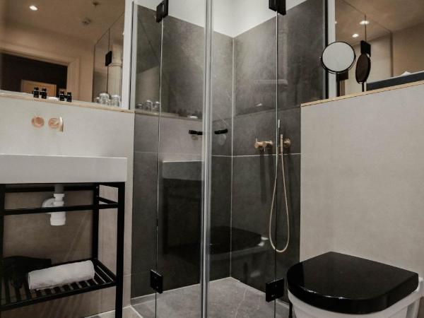 Ascot Hotel : photo 4 de la chambre chambre double deluxe - rez-de-chaussée