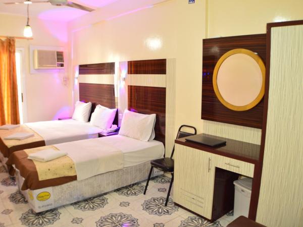 Tehran Hotel : photo 1 de la chambre chambre triple supérieure