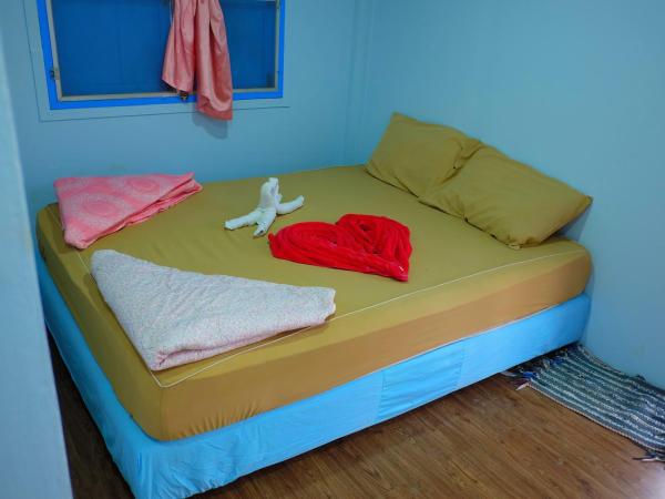 Chokdee Resort : photo 6 de la chambre bungalow avec ventilateur