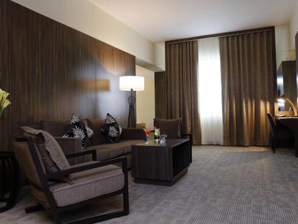 Louis Tavern Hotel : photo 2 de la chambre suite junior