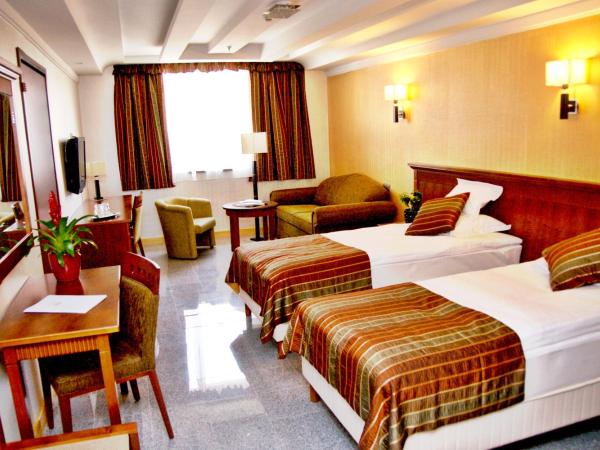 Actor Hotel Budapest : photo 2 de la chambre chambre familiale