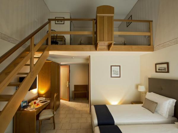 Montespina Park Hotel : photo 1 de la chambre chambre quadruple en duplex