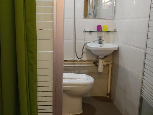 Homy Inn North Point : photo 2 de la chambre chambre triple standard