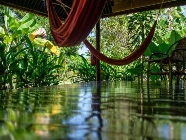 Andaman Sunflower : photo 4 de la chambre superior bungalow with warm water