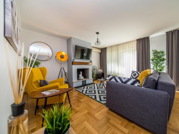 Houzzz21 : photo 1 de la chambre suite avec balcon