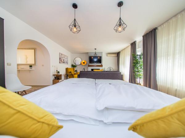 Houzzz21 : photo 10 de la chambre suite avec balcon