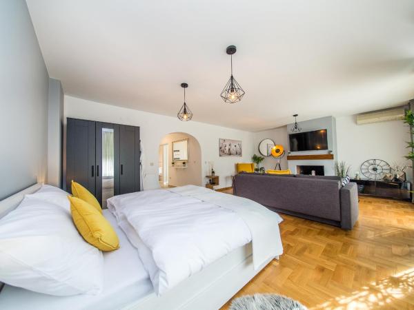 Houzzz21 : photo 9 de la chambre suite avec balcon