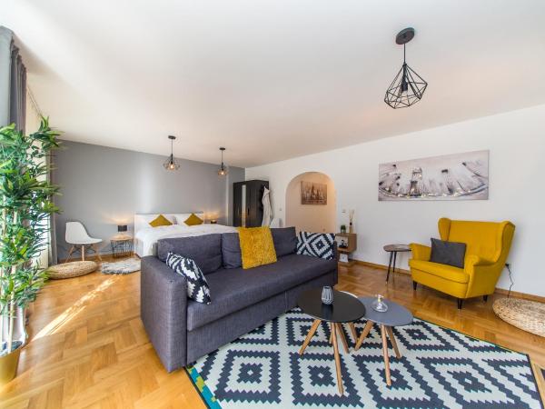 Houzzz21 : photo 7 de la chambre suite avec balcon