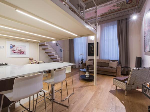 Florence Art Apartments : photo 6 de la chambre appartement en duplex