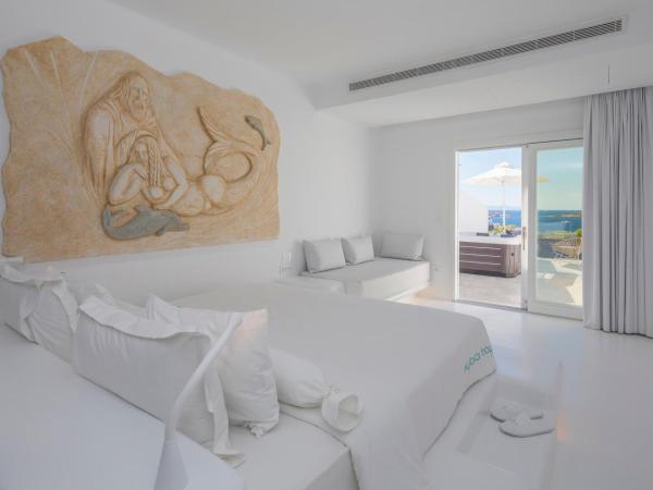 Mykonos Bay Resort & Villas : photo 2 de la chambre suite privée artistique de luxe avec jacuzzi extérieur et piscine privée - vue sur mer - annexe