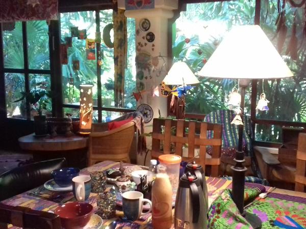 Casa Kin33 : photo 10 de la chambre chambre triple - vue sur jardin