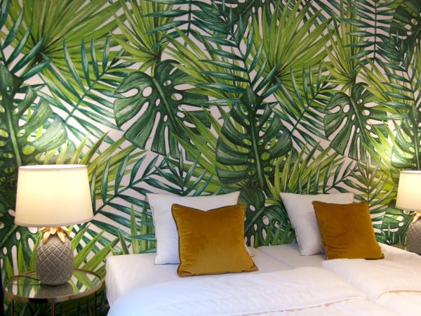 ApartHostel Warszawa : photo 3 de la chambre chambre double ou lits jumeaux avec salle de bains