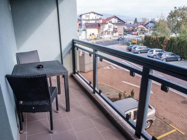 Hotel Europa : photo 6 de la chambre chambre familiale