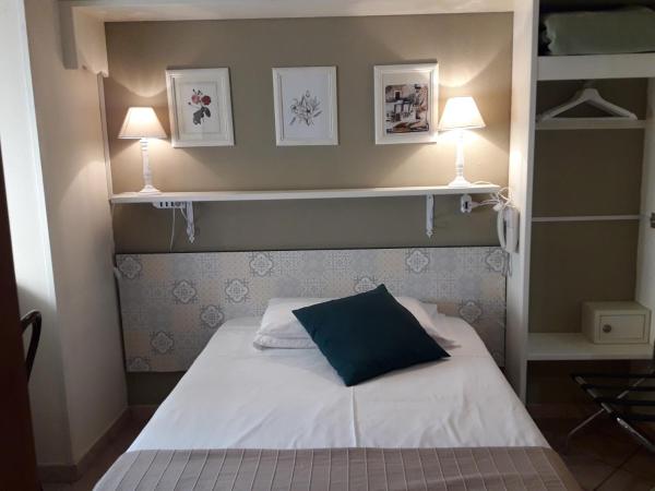 Hotel Europeo Napoli : photo 4 de la chambre chambre simple