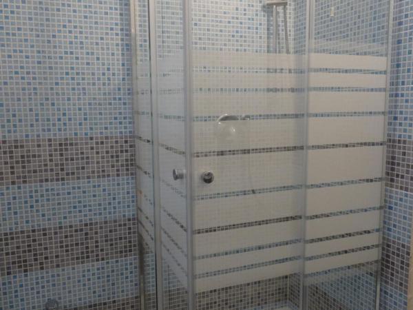 Albergo Locanda Alambra : photo 10 de la chambre chambre double avec salle de bains commune