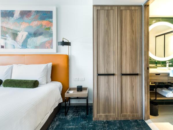 Novotel Sydney Darling Square : photo 4 de la chambre chambre lit king-size deluxe - vue sur ville