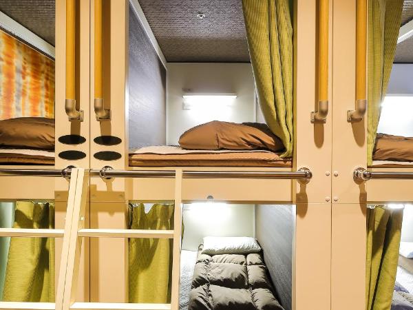 Guesthouse Kobe Nadeshikoya : photo 4 de la chambre lit superposé dans dortoir pour femmes