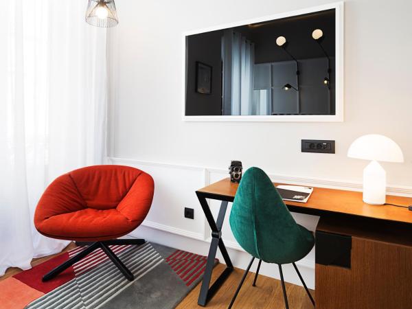 One Shot Palacio Conde de Torrejón 09 : photo 4 de la chambre chambre double ou lits jumeaux standard