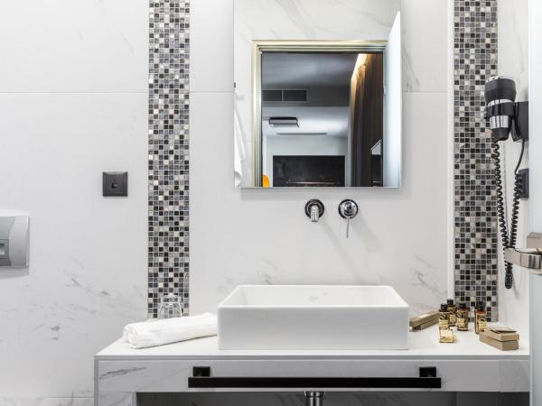 360Degrees Pop Art Hotel : photo 4 de la chambre suite junior avec balcon