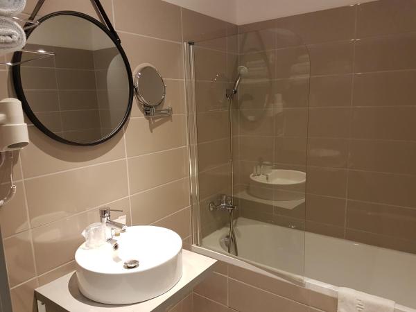 The Originals Boutique, Hôtel Danieli, Avignon : photo 4 de la chambre chambre double supérieure