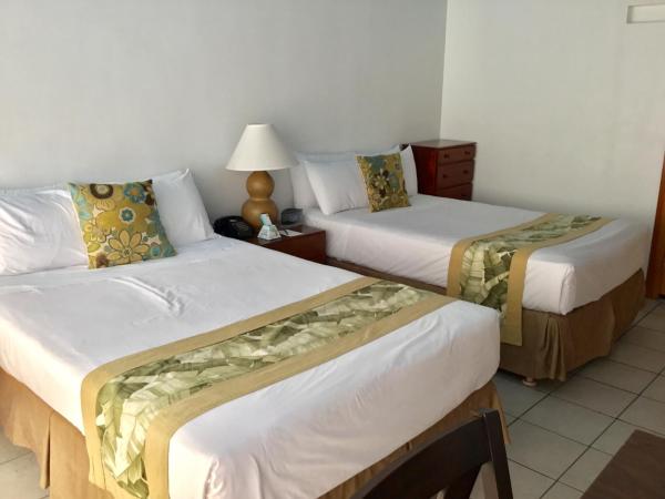 Holiday Surf Hotel (with full kitchen) : photo 3 de la chambre suite 2 chambres avec Équipements deluxe - vue d'angle