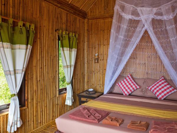 The Cove Phi Phi : photo 2 de la chambre bungalow bambou - côté jardin