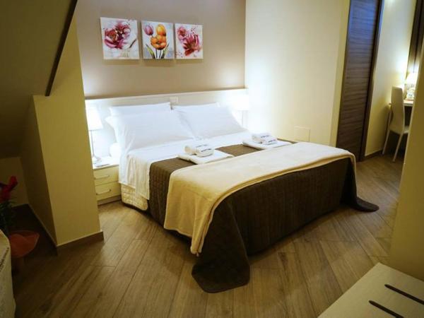 B&B President's Home : photo 2 de la chambre chambre double ou lits jumeaux avec lit d'appoint