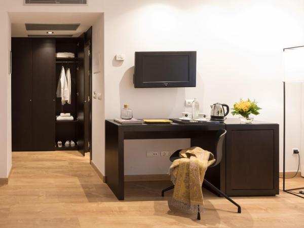 Hotel Fernando III : photo 7 de la chambre chambre double avec lit d'appoint