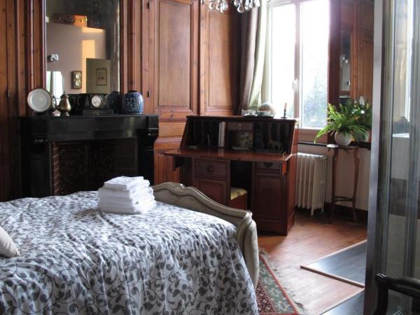 La Bourgogne en Ville : photo 6 de la chambre chambre double avec salle de bains privative