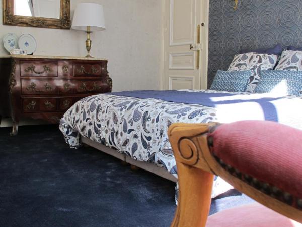 La Bourgogne en Ville : photo 4 de la chambre chambre double avec salle de bains privative séparée