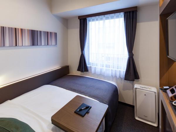 Y's HOTEL Shin Osaka : photo 3 de la chambre chambre double avec petit lit double - non-fumeurs
