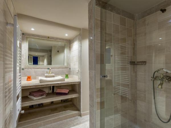 Maison d'Hôtes Dar Ennassim : photo 9 de la chambre suite junior - vue sur piscine