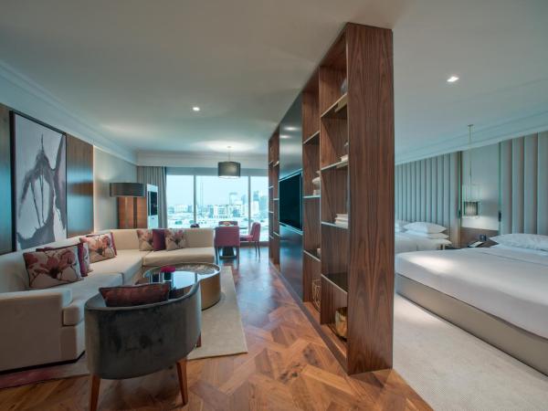 Grand Hyatt Dubai : photo 2 de la chambre suite familiale avec 2 lits king-size - accès au club