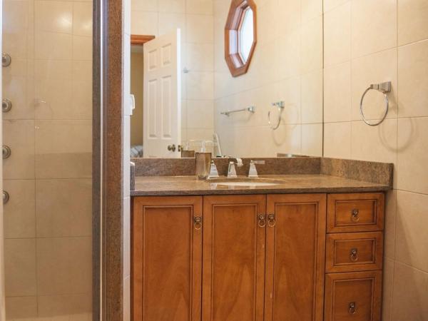 JstLikeHome - Luxury Mansion & Guesthouse : photo 3 de la chambre chambre lit queen-size deluxe