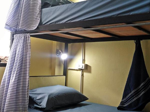 Pailin Guest House : photo 3 de la chambre lit superposé dans dortoir mixte