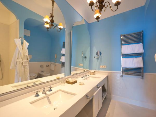 Bellevue Syrene : photo 4 de la chambre chambre double deluxe avec balcon - vue sur mer