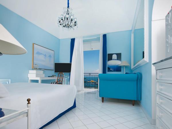 Bellevue Syrene : photo 3 de la chambre chambre double deluxe avec balcon - vue sur mer