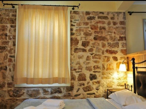 Platanos in the castle : photo 10 de la chambre studio