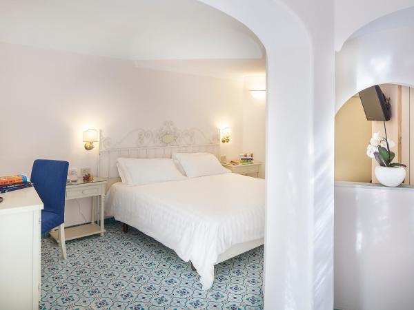 Hotel Continental Ischia : photo 1 de la chambre chambre triple