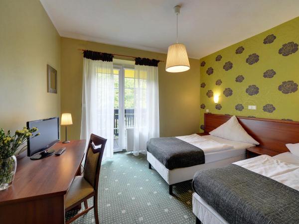 Hotel Belweder - przy hotelu Golebiewski : photo 2 de la chambre chambre double avec balcon