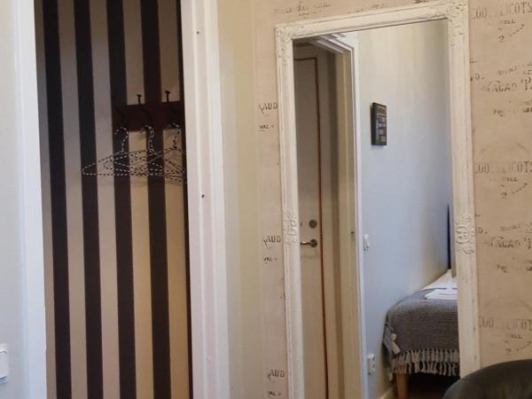 Centralstationens Vandrarhem : photo 5 de la chambre chambre double ou lits jumeaux avec salle de bains privative