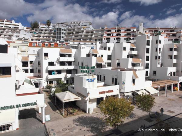 Edificio Albufeira Apartamentos A. Local - Albuturismo Lda : photo 5 de la chambre studio avec vue sur ville