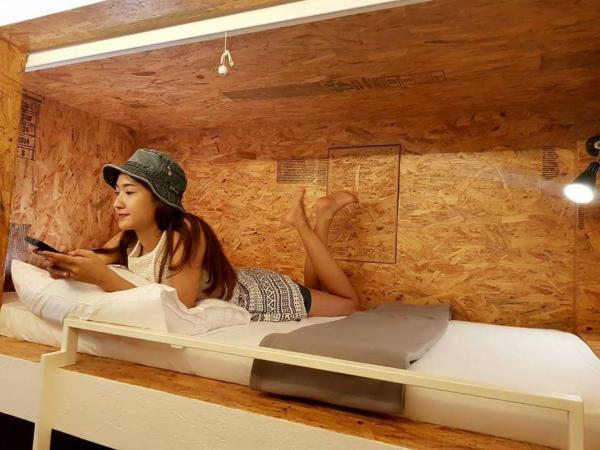 Pastelhouse hostel : photo 1 de la chambre lit simple dans dortoir pour femmes